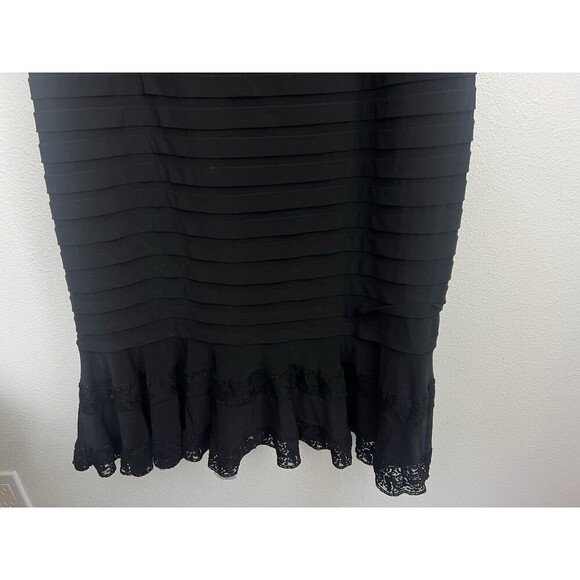 Adrianna Papell Black Dress Cap Sleeve Square Neck Flow Lace Party Stretch 18W - Picture 3 of 8